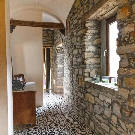 Leonetti - Restored Stone - Unesco Langhe Region ゲストハウス