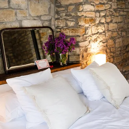Guest house Leonetti - Restored Stone - Unesco Langhe Region *