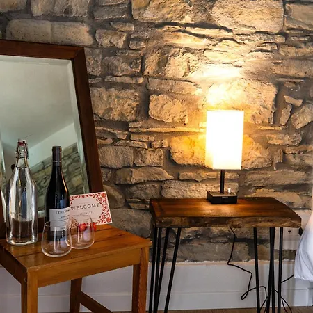 Leonetti - Restored Stone - Unesco Langhe Region Guest house Serole