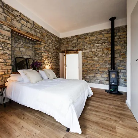 Guest house Leonetti - Restored Stone - Unesco Langhe Region *